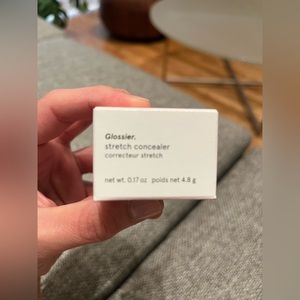 NWT Glossier Stretch Concealer G8 shade